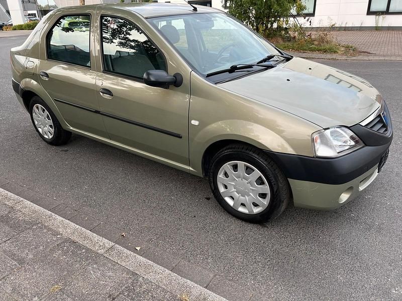Andere farben Gebraucht 2008 Dacia Logan Limousine | 1.799 € (Guter Preis) - Bild 1/4