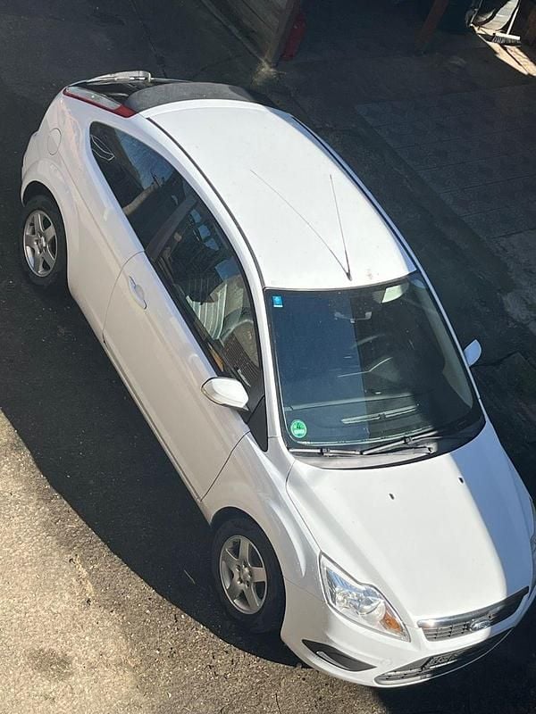 Usata Ford Focus 80 CV (58 kW) 2009 Bianco Berlina