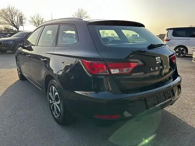 Second-hand Seat Leon ST Style 110 CP (80 kW) 2017 Negru Break