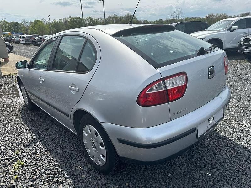 Gebraucht Seat Leon 101 PS (74 kW) 2000 Silber Kleinwagen