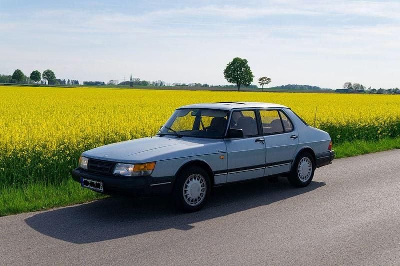 Silber Gebraucht 1991 Saab 900 Kleinwagen | 2.600 € - Bild 1/4