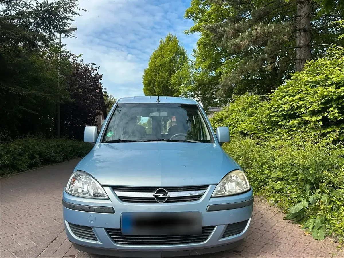 Occasion Opel Combo 97 ch (71 kW) 2004 Andere farben Monospace