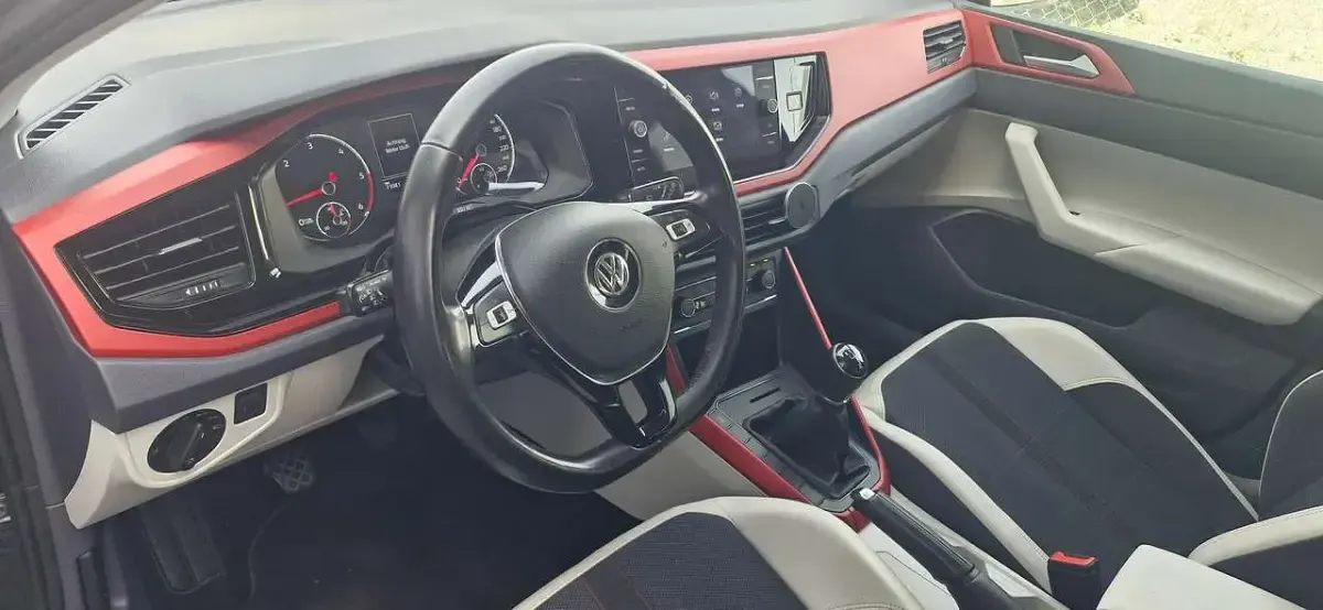 Gebraucht VW Polo Beats 95 PS (69 kW) 2020 Deep black perleffekt Kleinwagen