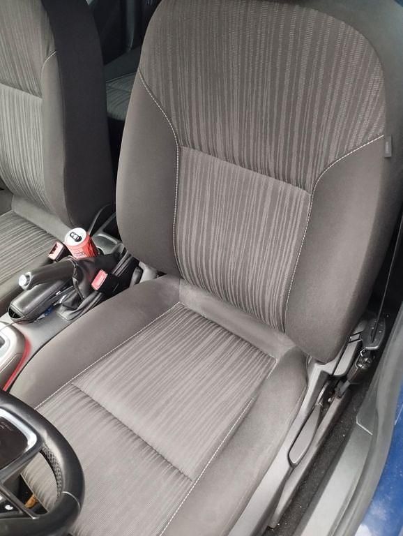 Gebraucht Opel Astra Selection 116 PS (85 kW) 2011 Blau Limousine