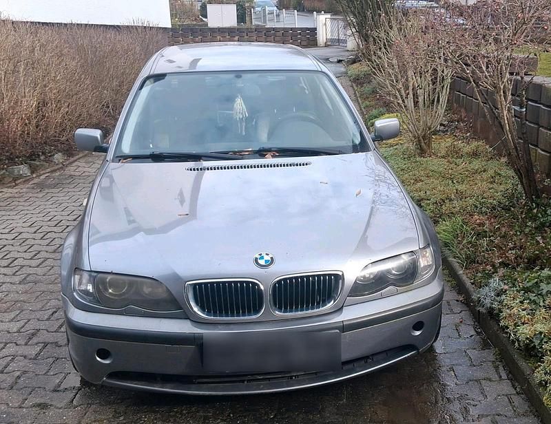 Gebraucht BMW 330 204 PS (150 kW) 2003 Grau Kombi
