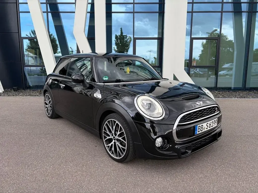 Używany Mini Cooper S 192 KM (141 kW) 2016 Czarny Hatchback