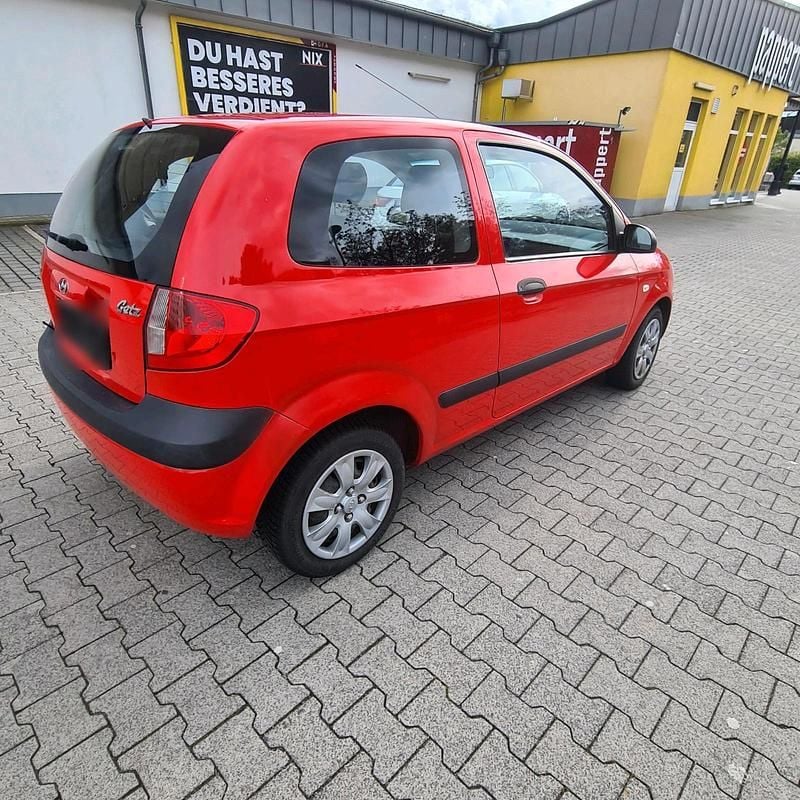Gebraucht Hyundai Getz 60 PS (44 kW) 2007 Rot Kleinwagen