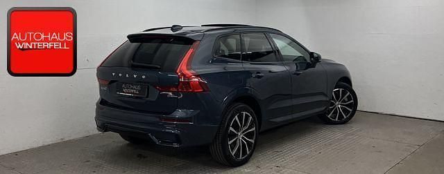 Gebraucht Volvo XC60 Plus 197 PS (144 kW) 2024 Denim blue (metallic) SUV