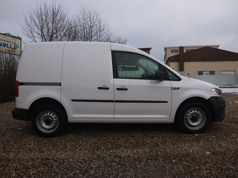 Gebraucht VW Caddy 75 PS (55 kW) 2020 Weiß Van / Kleinbus