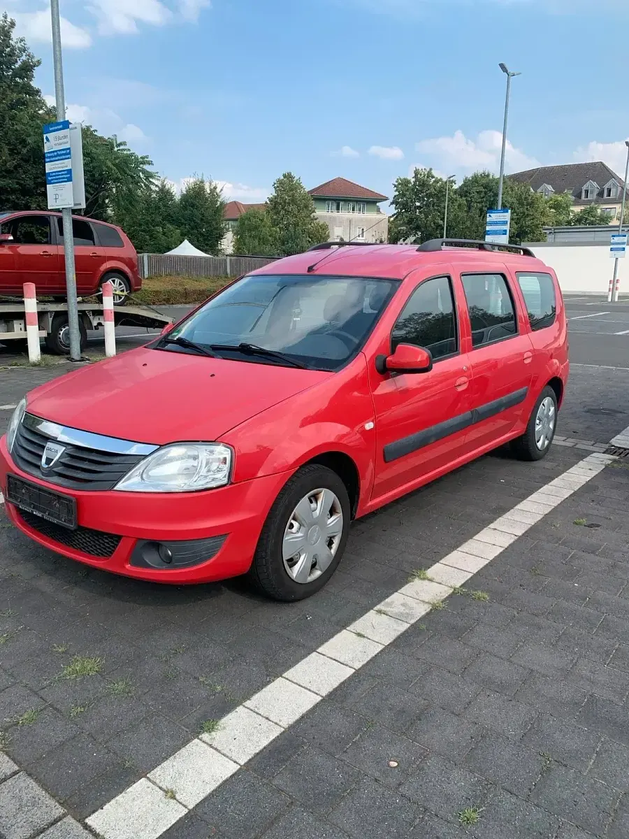 Gebraucht Dacia Logan MCV 105 PS (77 kW) 2009 Rot Kombi