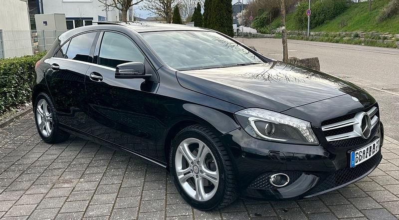 Gebraucht Mercedes A220 170 PS (125 kW) 2015 Schwarz Limousine