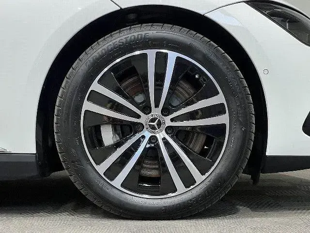 Gebraucht Mercedes EQE300 180 kW (245 PS) 2025