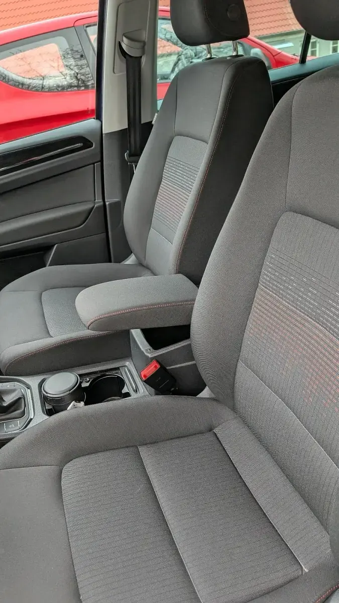 Gebraucht VW Golf Sound 110 PS (80 kW) 2017 Blau SUV