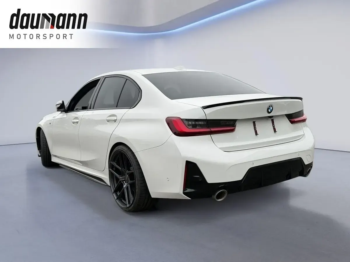 Gebraucht BMW 330 M Sport 245 PS (180 kW) 2022 Weiß Limousine