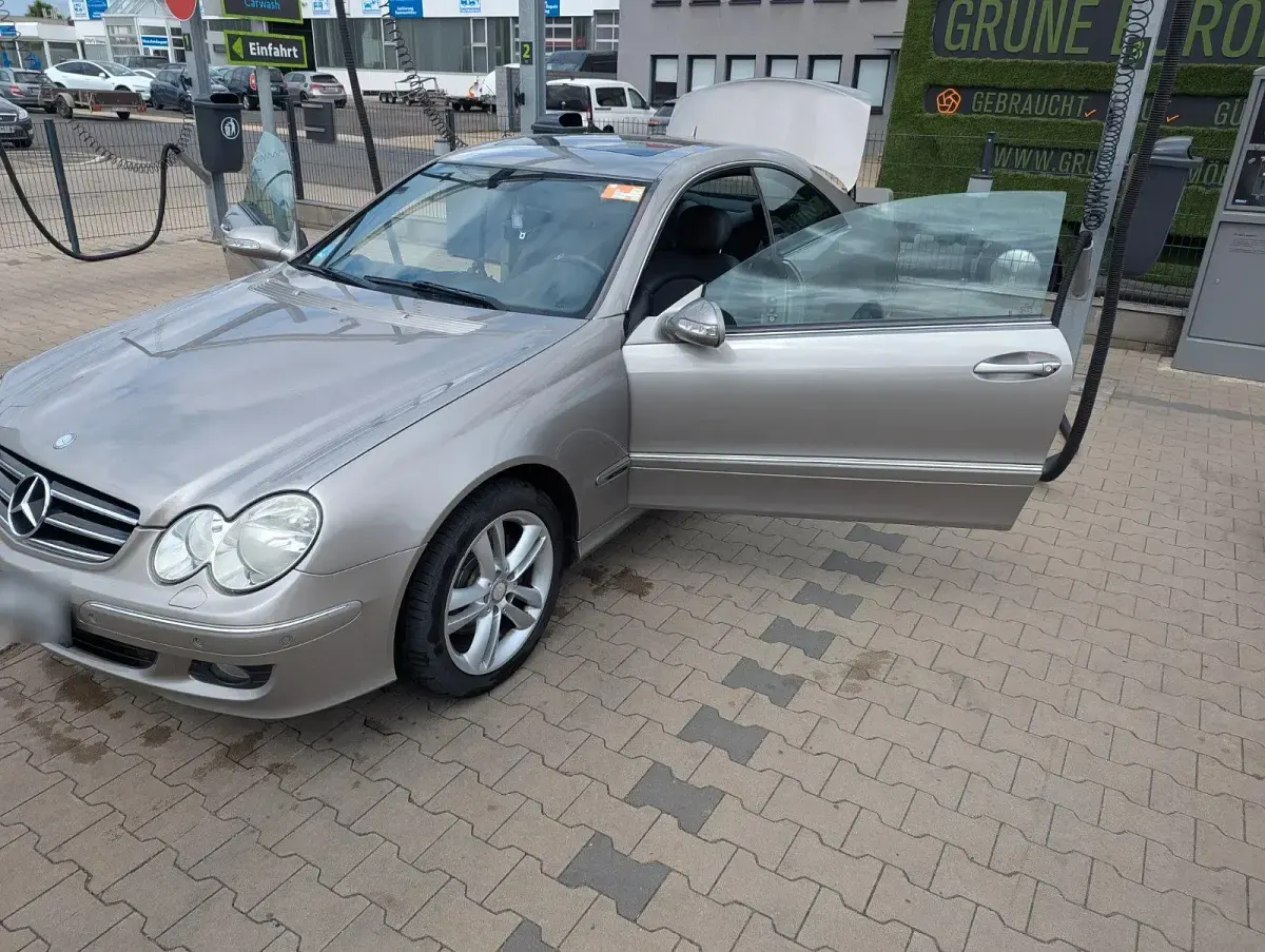 Gebraucht Mercedes CLK200 184 PS (135 kW) 2007 Grau Coupé
