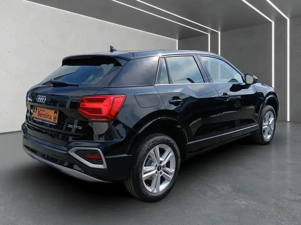 Neu Audi Q2 Sport 150 PS (110 kW) 2026 Schwarz SUV