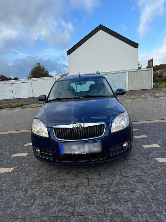 Blau Gebraucht 2009 Skoda Roomster Kombi | 1.400 € (Superpreis) - Bild 1/4