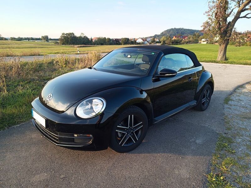 Gebraucht VW Beetle Cabriolet 105 PS (77 kW) 2016 Schwarz Cabrio