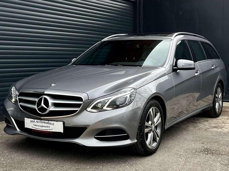 Palladiumsilber metalliclack Gebraucht 2014 Mercedes E250 Kombi | 24.980 € (Etwas zu teuer) - Bild 1/4