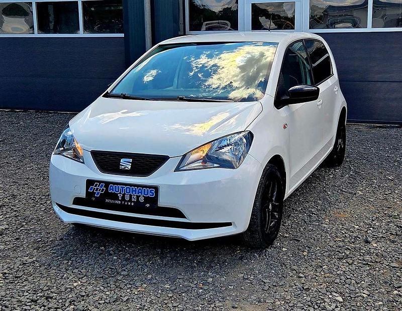 Candy weiss Gebraucht 2018 Seat Mii Chic Kleinwagen | 8.200 € (Etwas zu teuer) - Bild 1/3