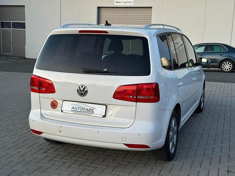 Gebraucht VW Touran Highline 140 PS (102 kW) 2010 Weiß Van / Kleinbus