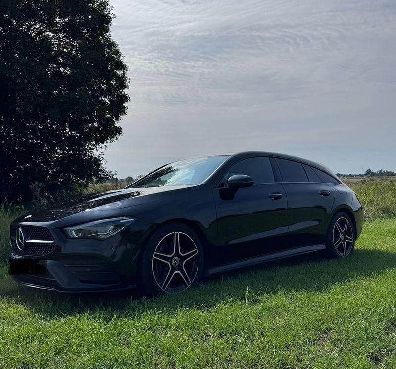 Schwarz Gebraucht 2020 Mercedes CLA220 AMG Limousine | 26.890 € (Guter Preis) - Bild 1/4
