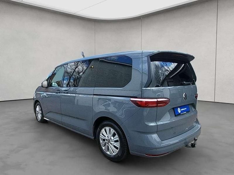 Second-hand VW Multivan Life 218 CP (160 kW) 2022 Gri Monovolum