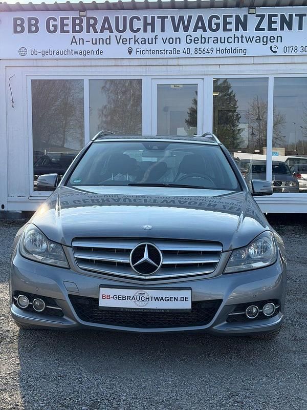 Gebraucht Mercedes C220 170 PS (125 kW) 2011 Silber Kombi