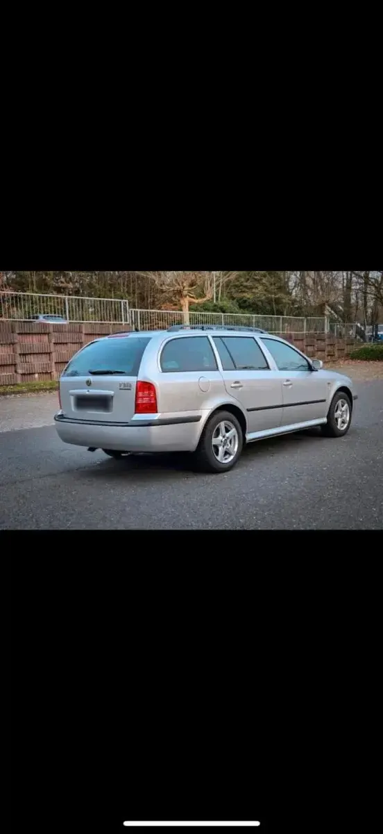 Używany Skoda Octavia 102 KM (75 kW) 2004 Srebrny Kombi