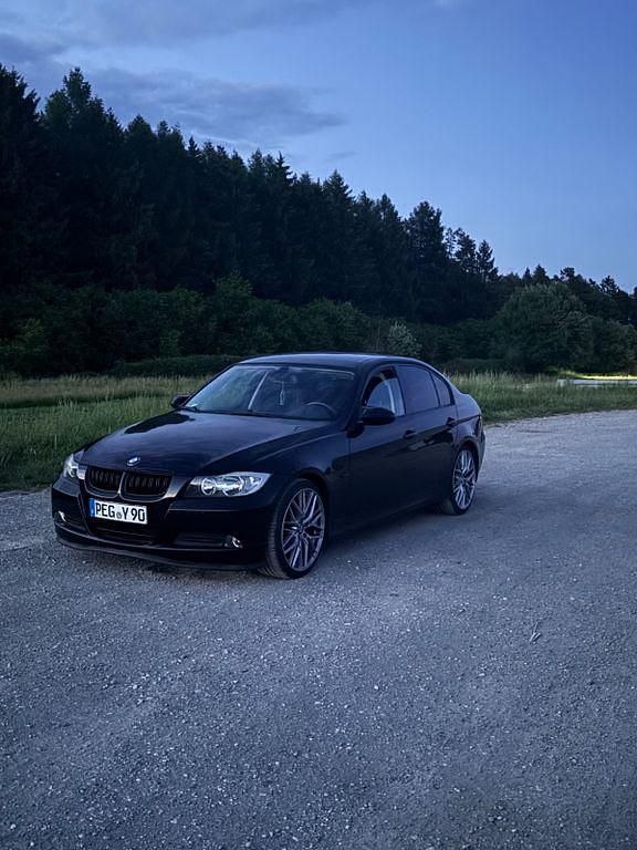 Gebraucht BMW 318 Performance 143 PS (105 kW) 2008 Schwarz Limousine