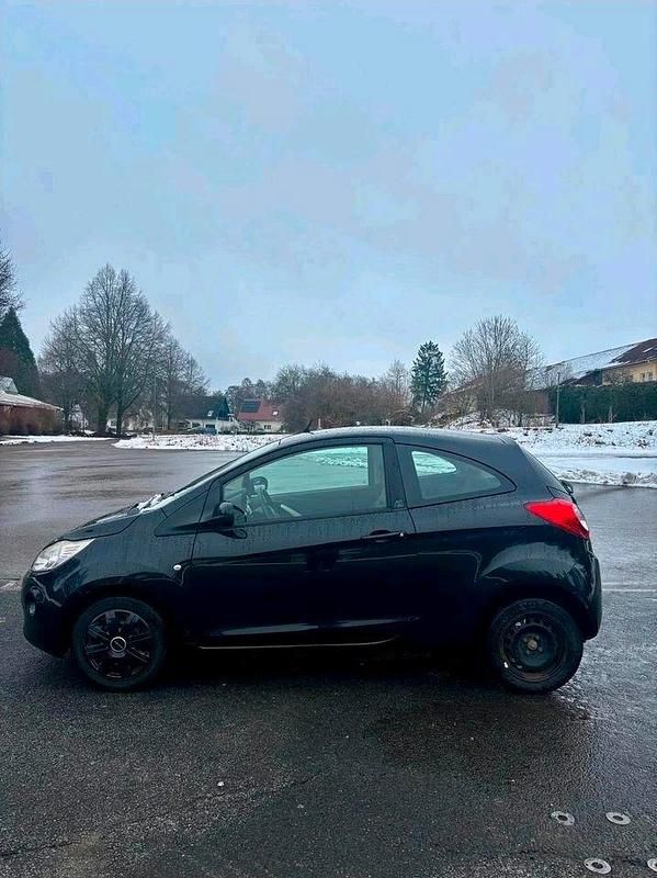 Gebraucht Ford Ka 69 PS (50 kW) 2012 Blau Kleinwagen