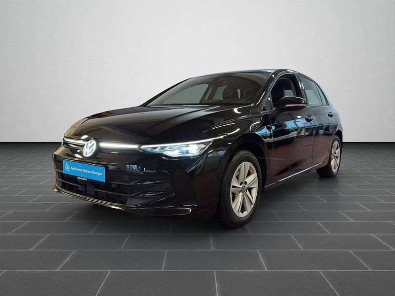 Gebraucht VW Golf VIII S 150 PS (110 kW) 2024 Grenadillschwarz metallic (metallic) Limousine