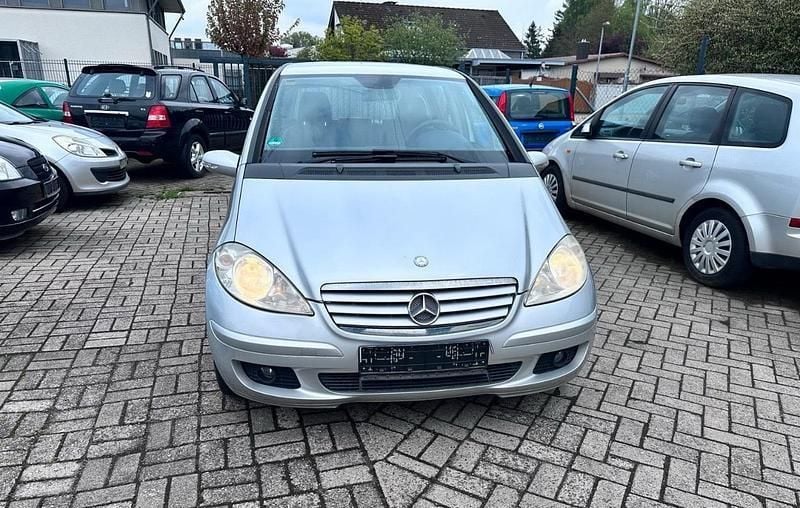 Silber Gebraucht 2004 Mercedes A170 Kleinwagen | 600 € (Superpreis) - Bild 1/4