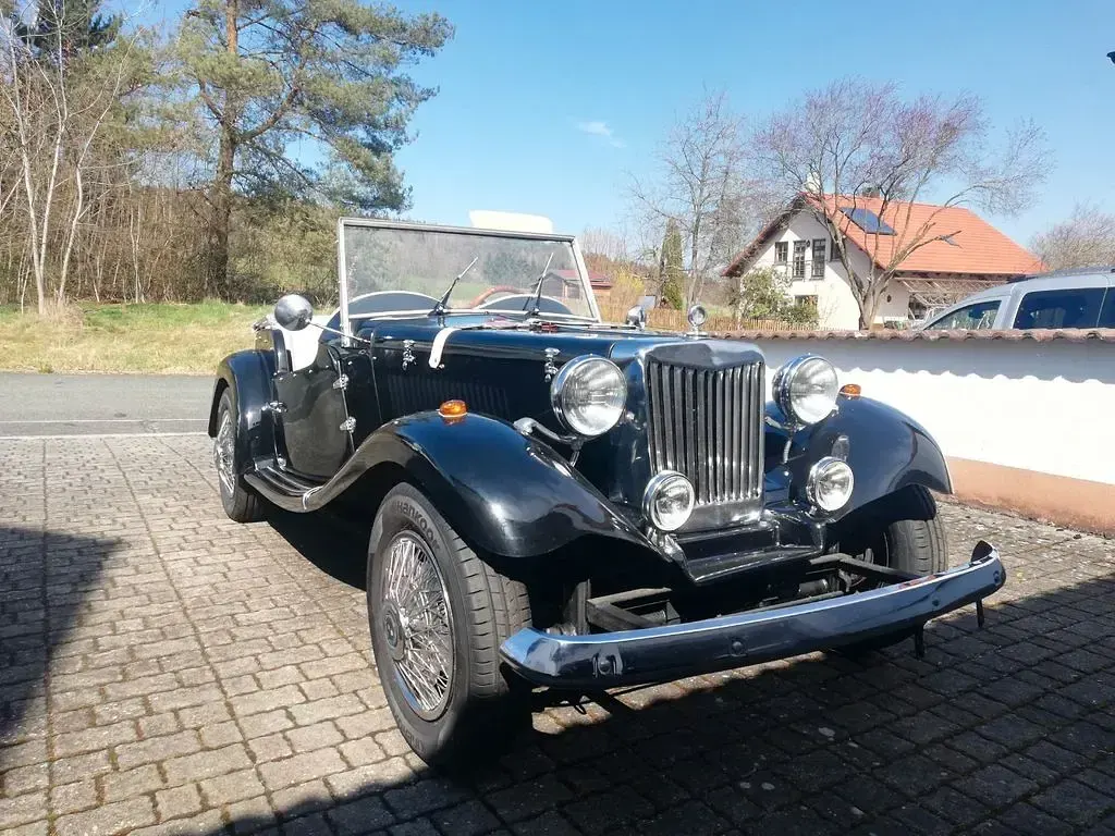 Usata MG TD 46 CV (33 kW) 1993 Nero Cabrio
