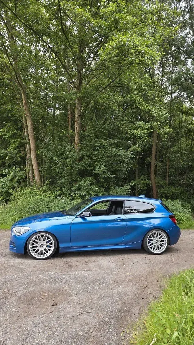 Gebraucht BMW M135 Performance 320 PS (235 kW) 2012 Blau Kleinwagen