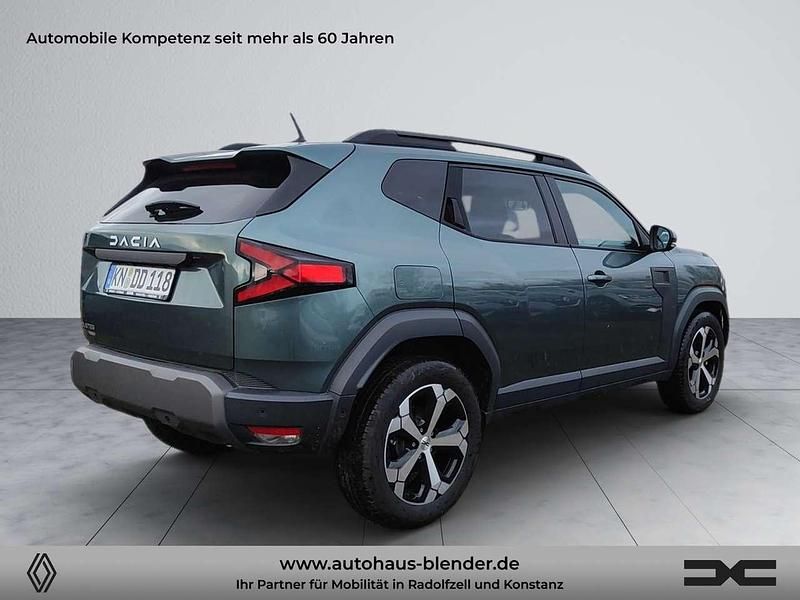 Gebraucht Dacia Duster Journey 141 PS (103 kW) 2024 Zedergrün Limousine