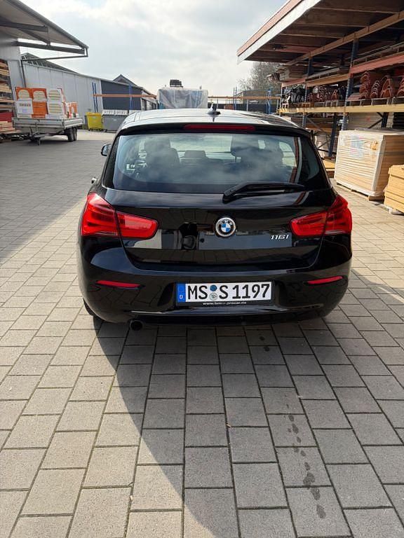 Gebraucht BMW 116 Advantage 109 PS (80 kW) 2016 Schwarz Kleinwagen
