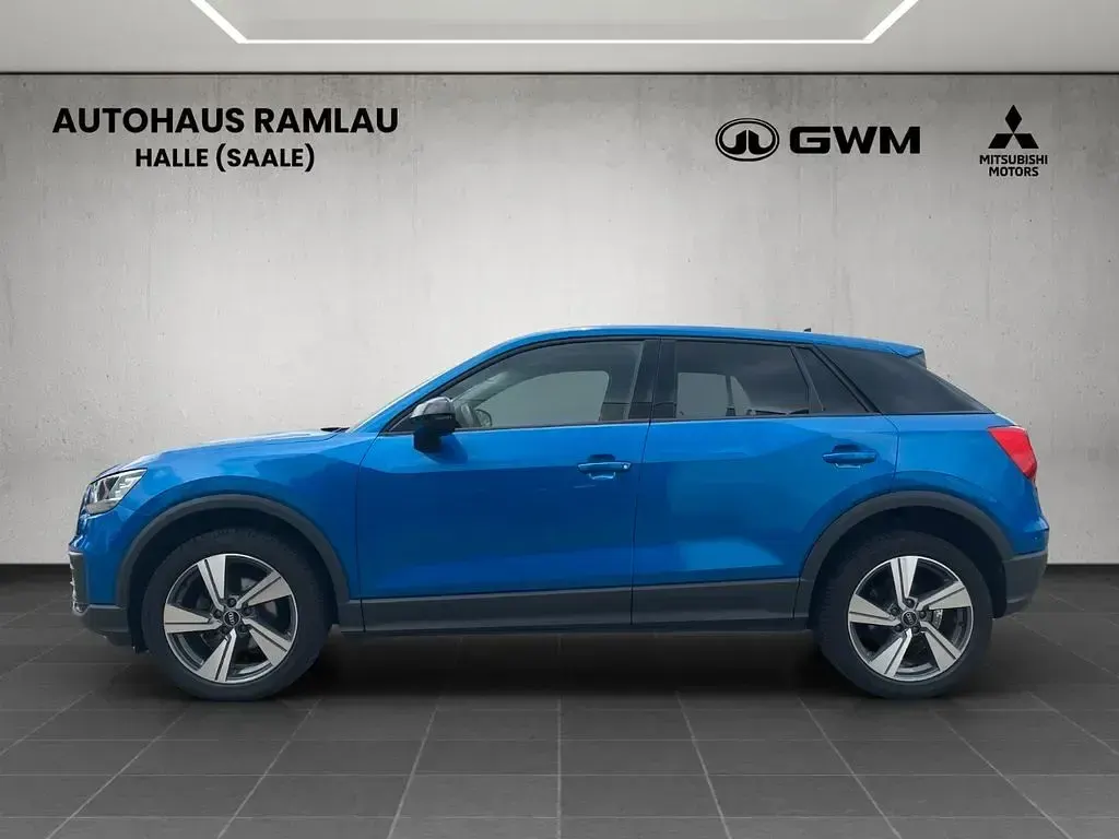 Gebraucht Audi Q2 Basis 150 PS (110 kW) 2020 Blau SUV