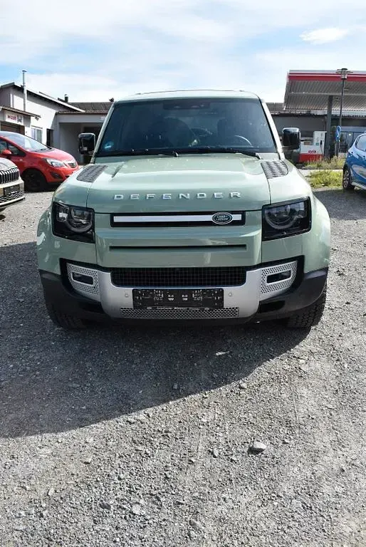 Gebraucht Land Rover Defender 75th Limited Edition 300 PS (220 kW) 2023 Unbekannt (metallic) SUV