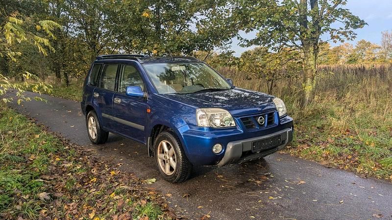 Blau Gebraucht 2003 Nissan X-Trail SUV | 1.299 € - Bild 1/3