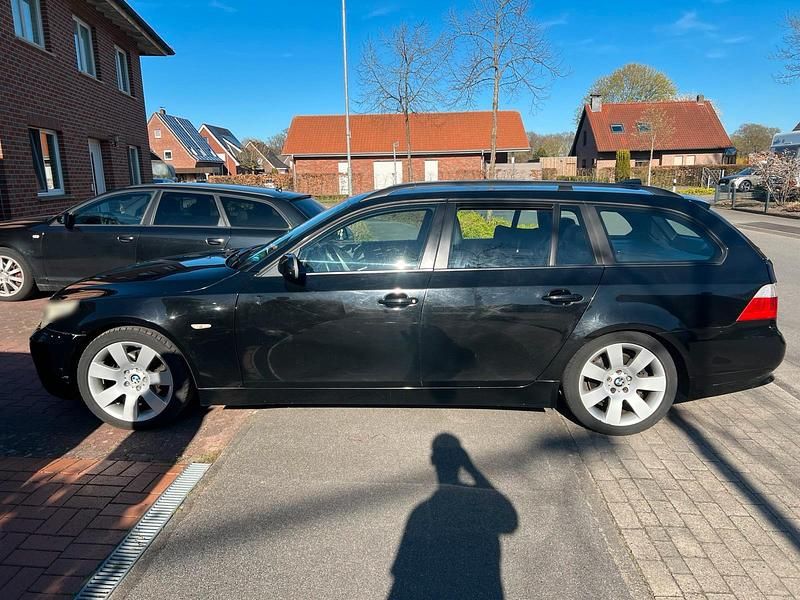 Gebraucht BMW 525 2004 Schwarz Kombi