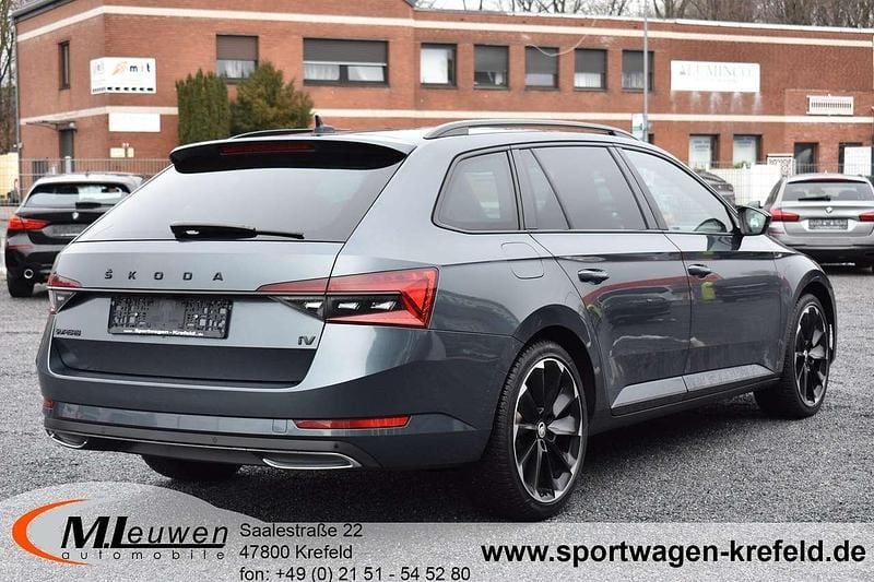Gebraucht Skoda Superb SportLine 218 PS (160 kW) 2020 Quarzgrau metallic Kombi