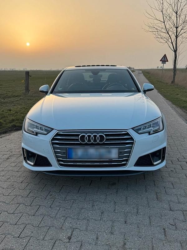 Gebraucht Audi A4 Comfort 150 PS (110 kW) 2019 Weiß Limousine