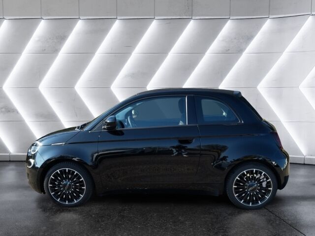 Gebraucht Fiat 500e Icon 86 kW (118 PS) 2022 Schwarz Cabrio