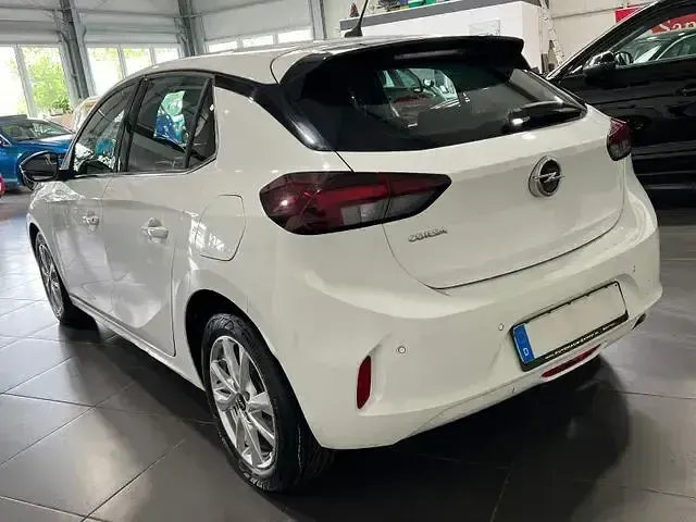 Gebraucht Opel Corsa 102 PS (75 kW) 2022 Weiß Kleinwagen