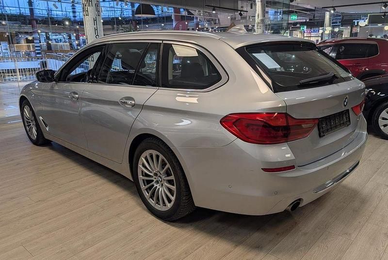 Gebraucht BMW 530 Luxury Line 252 PS (185 kW) 2018 Silber Kombi