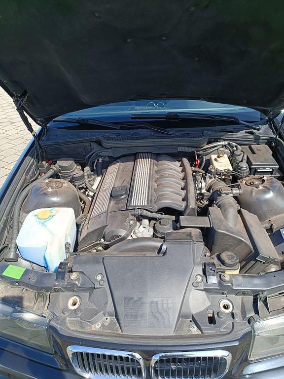 Gebraucht BMW 323 Compact Performance 170 PS (125 kW) 2000 Schwarz Kleinwagen