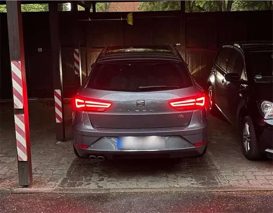 Gebraucht Seat Leon ST 150 PS (110 kW) 2017 Grau Kombi