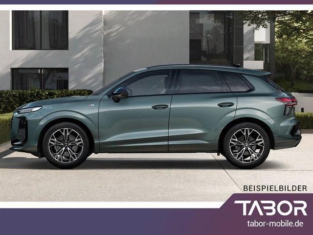 Neu Audi Q3 Sport 204 PS (150 kW) 2025 Grün metallic SUV