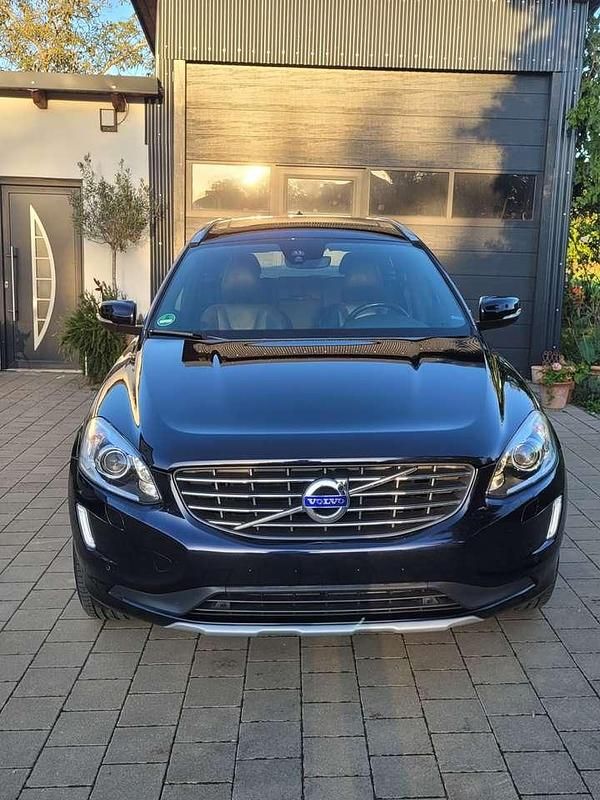 Gebraucht Volvo XC60 Summum 190 PS (139 kW) 2017 SUV